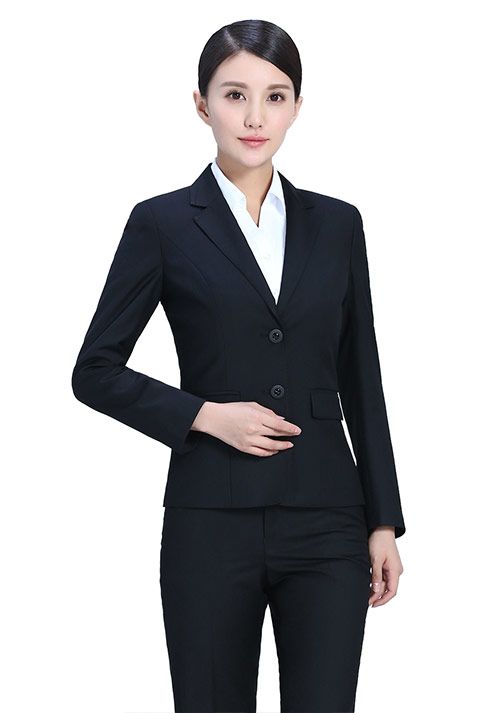 黑色翻領(lǐng)兩?？畚鞣? /><br /></p>定做工作服安陽</br>夏天戶外工作服</br>管理費(fèi)用工作服</br>哈皮牛爺工作服</br>
						</div>
						<div   id=